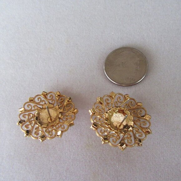 Delicate gold tone pierced earrings with faux pearl & clear rhinestones -sparkle - Picture 7 of 7